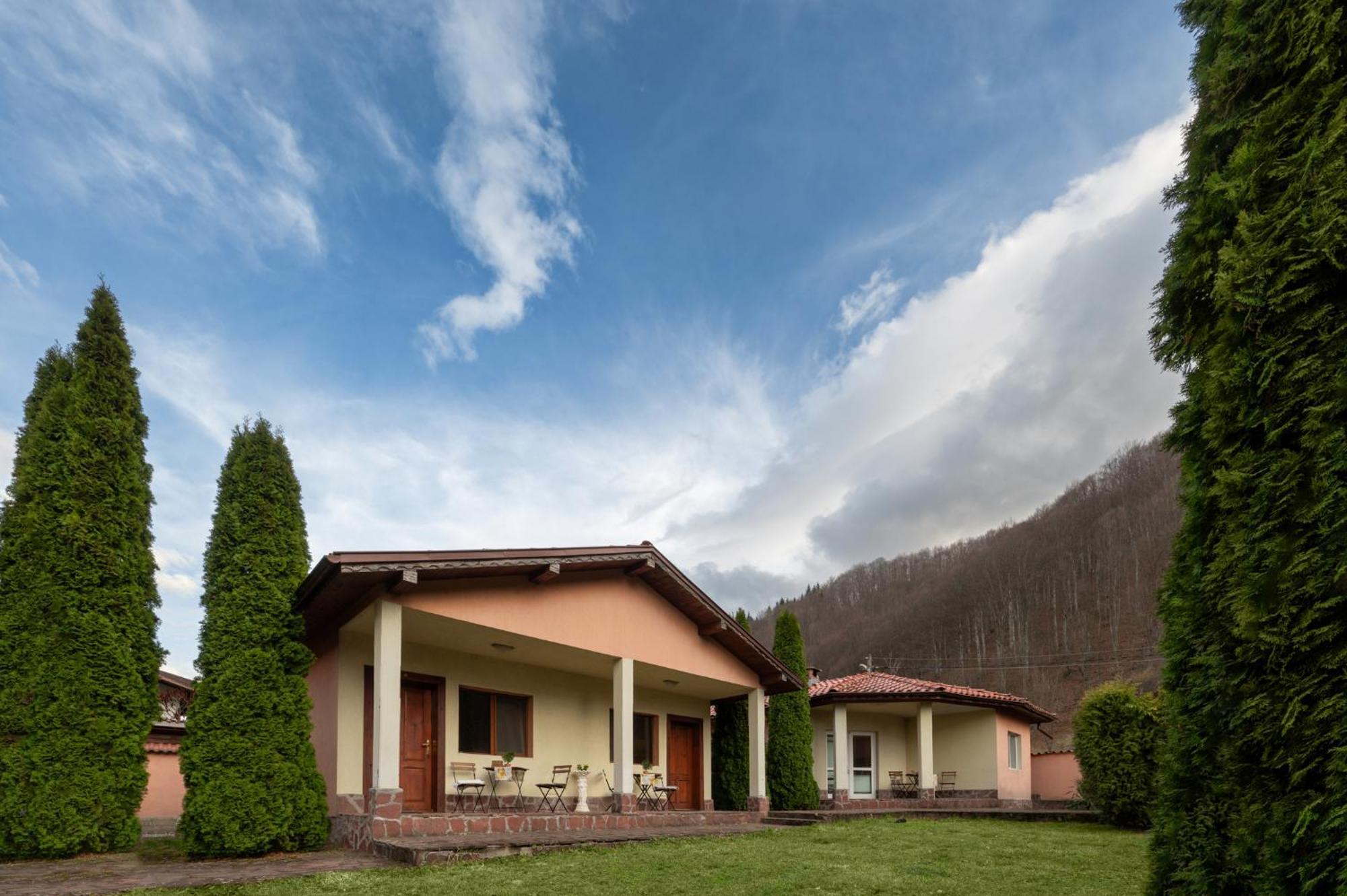 Вили Тихия Кът Ribarica Exterior photo