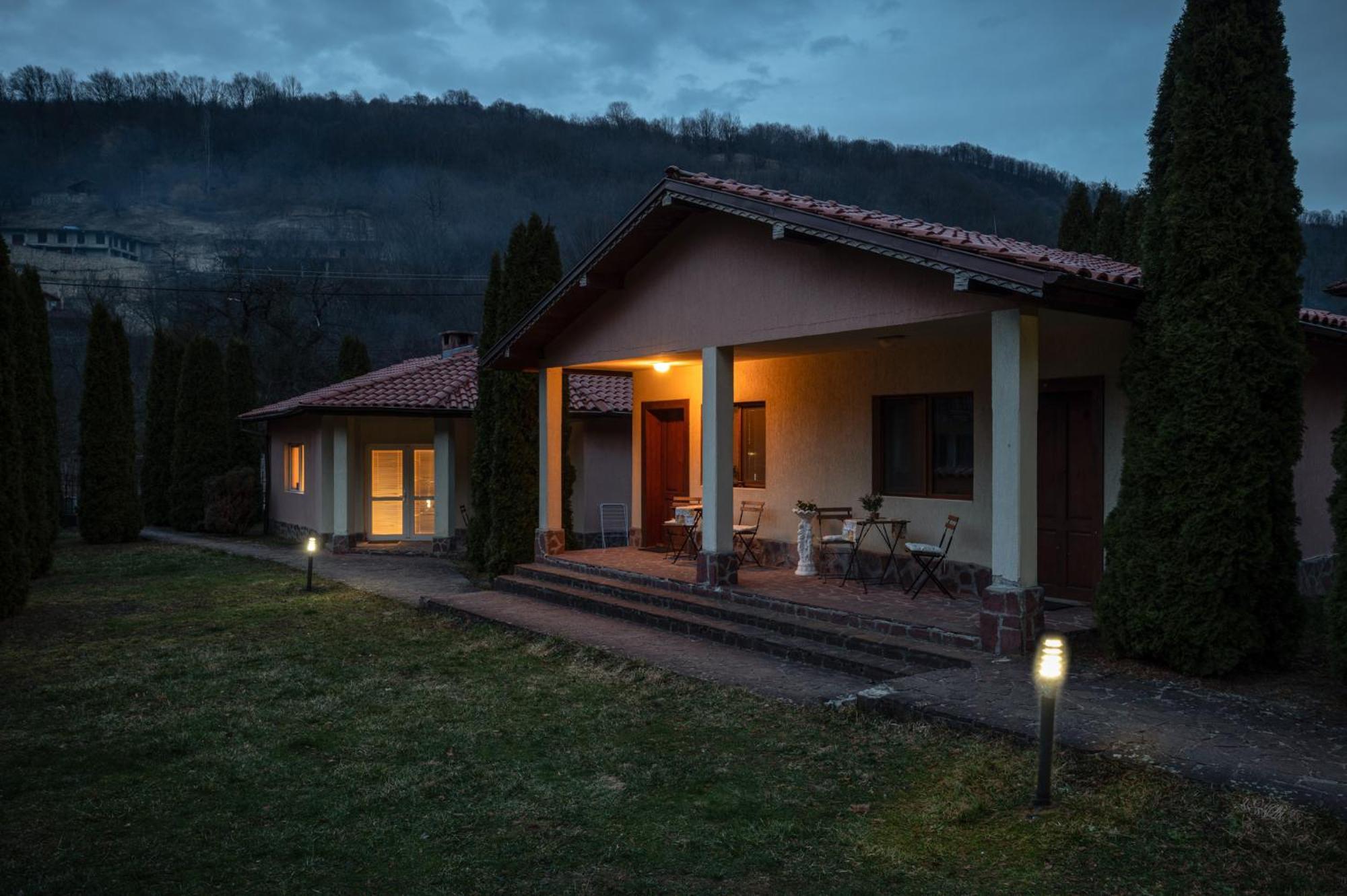 Вили Тихия Кът Ribarica Exterior photo